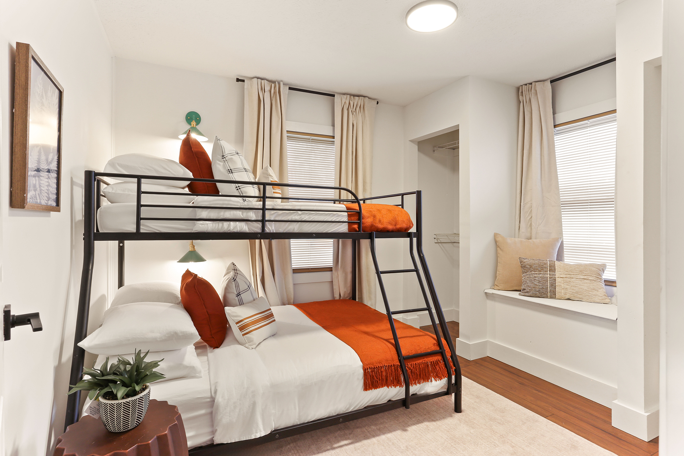 Delightful Adventure Haven — Third Bedroom