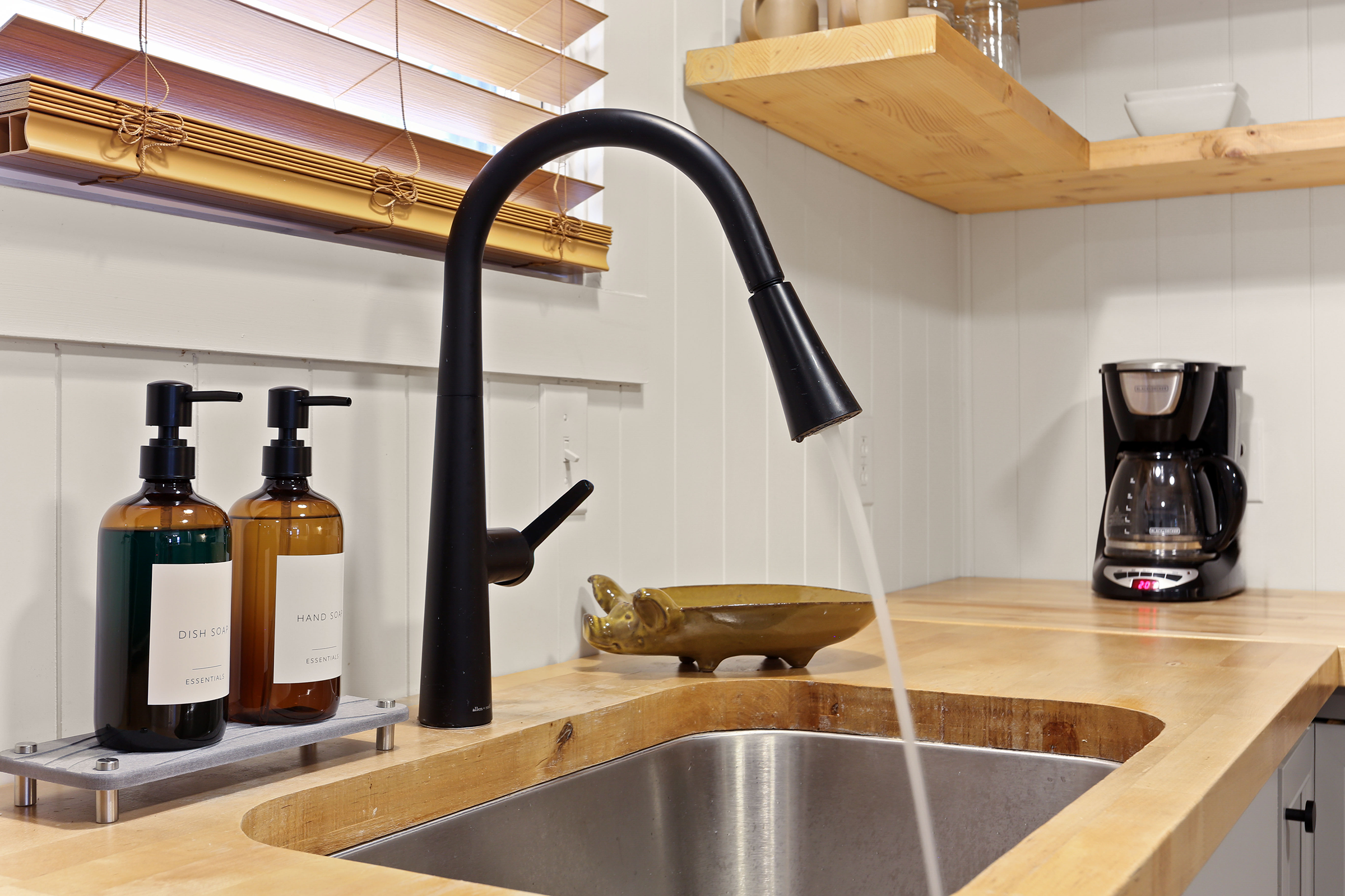 Delightful Adventure Haven — Fully Equipped Kitchen